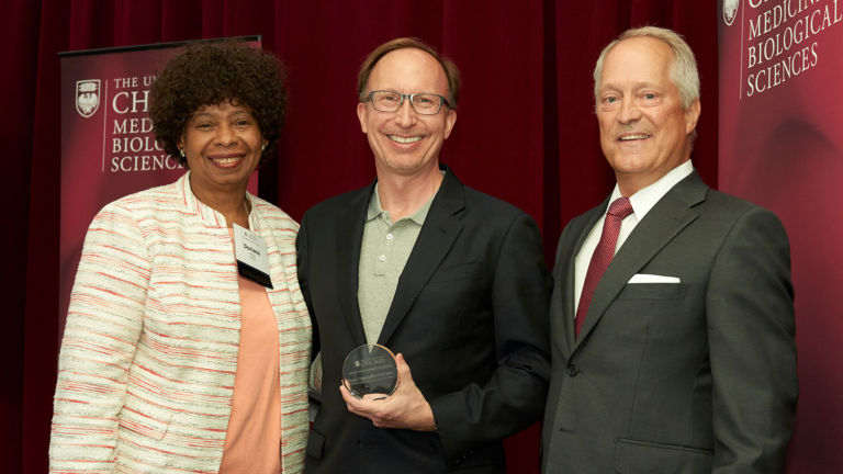 Alumni Awards - University of Chicago Medical and Biological Sciences